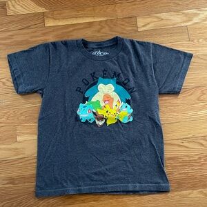 Pokémon Graphic Tee-Shirt Size Small